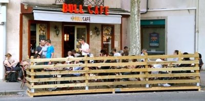Bull Café