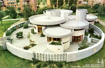 La Petite Bibliothèque Ronde