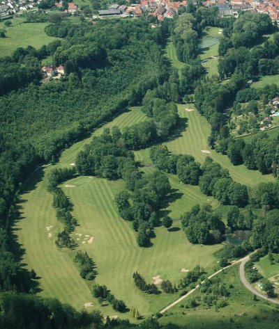 AU GOLF D'ARC-EN-BARROIS