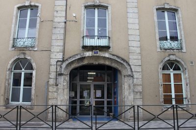 Théâtre "Femme non rééducable"