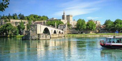 Découvrez Avignon en 3 balades