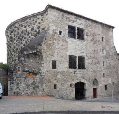 La Tour Prisonnière et les Souterrains