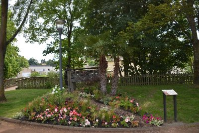 Clos Saint-Georges et Square Jean-Louis Loubet