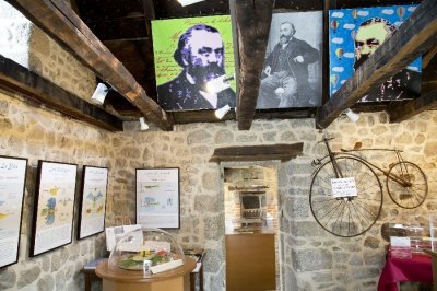Musée Charles de Louvrié à Bes-Bédène