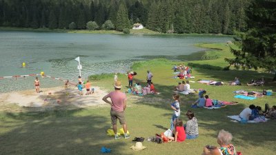 Baignade au lac Genin