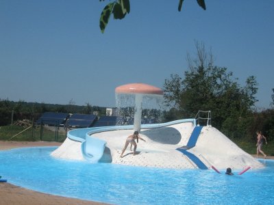 Bassin de baignade au Lac du Cébron