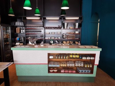 Le Buste et l'Oreille