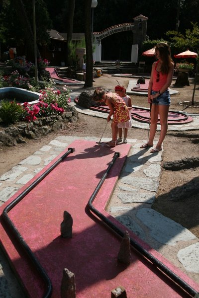 MINI-GOLF DU CHÂTEAU D'EAU