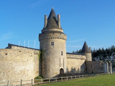CHATEAU DE BLAIN - MONUMENT HISTORIQUE