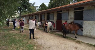 ECOLE ÉQUITATION LE PETIT CHANTILLY