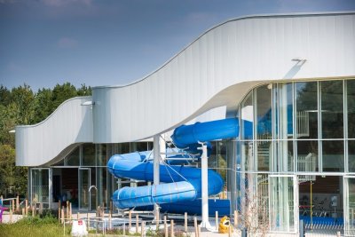 CENTRE AQUATIQUE LA VAGUE A MAYENNE