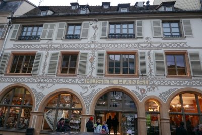 Le Village Hansi et son Musée