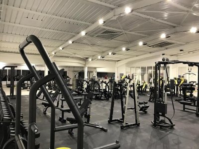 SALLE DE MUSCULATION - COMPLEXE SPORTIF