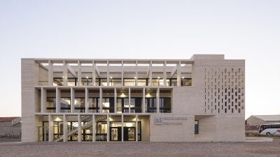 MEDIATHÈQUE MONTAIGNE