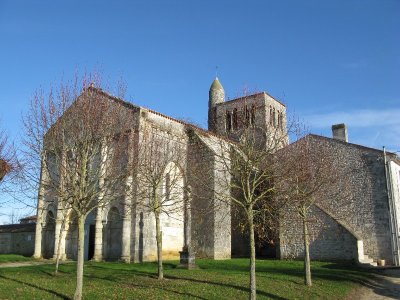 Eglise Saint-Vivien de La Vallée