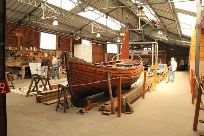 Chantier de construction navale traditionnelle