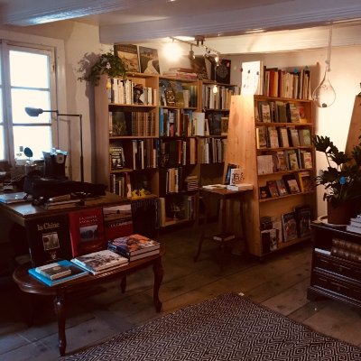 Bibliothèque "La Bouquinerie" à Peillonnex
