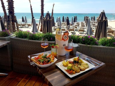 PLAGE PRIVEE - LES PIEDS DANS L'O