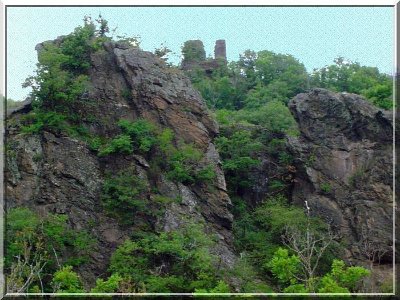 Vestiges du château de Peyroles
