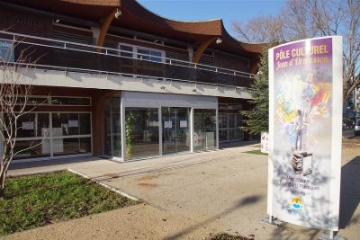 Médiathèque Jean d'Ormesson