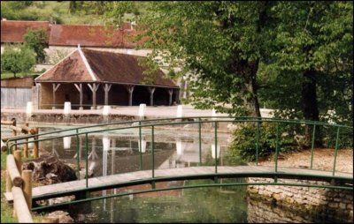 Le lavoir de la Boubarde (ou grand lavoir)