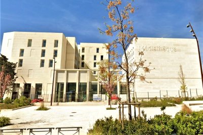 Médiathèque Salim Hatubou