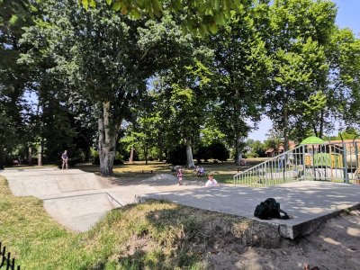 Skate parc de Parentis en Born