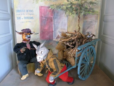 Le petit musée d'automates et abbaye de Vertheuil