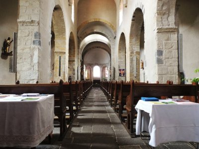 L'abbatiale Saint-Pierre et ses bâtiments conventuels