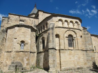 Eglise-abbatiale St Pierre de Nant