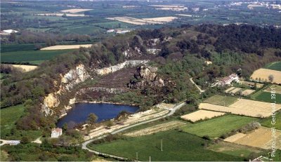 LES CARRIÈRES DE CHEFFOIS
