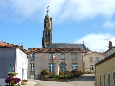 CLOCHER DE SAINT MICHEL MONT MERCURE