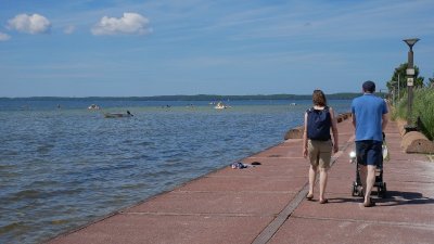 Plage surveillée d'Hourtin-Port