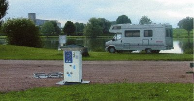 L'étang communal à pied