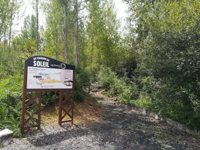 Sentier Du Charbon au Soleil