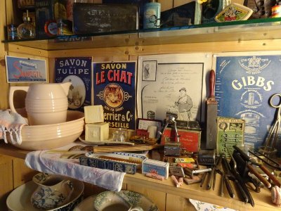 Les outils d'autrefois, la boite aux souvenirs