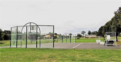 Aires de Jeux et terrain multisport Jumilhac le Grand
