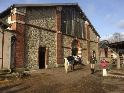 Ecole militaire d'équitation