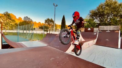 Zone Jeun's - All Road freestyle park