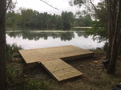 LE LAC DES BOUZIGUES