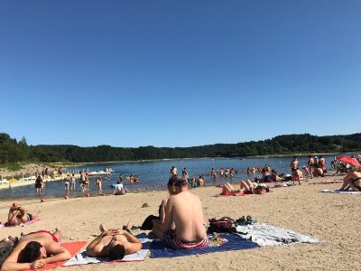 Baignade surveillée au Lac de Lavalette