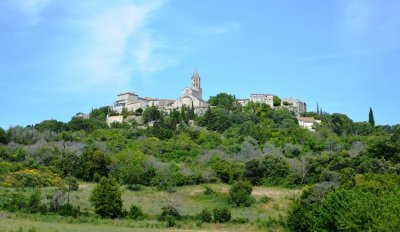 De silhouettes en silhouettes : De haut en bas