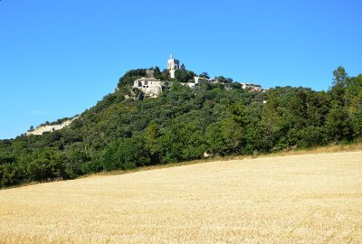 De silhouettes en silhouettes : Balade sur le plateau, entre roches et sous-bois