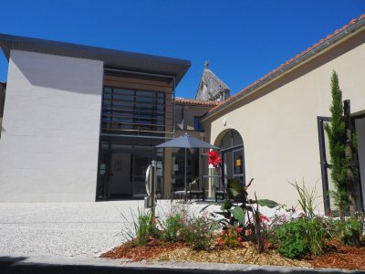 Médiathèque de Linars