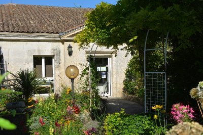Médiathèque de Magnac-Sur-Touvre