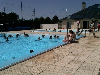 Piscine municipale de Sainte-Geneviève-sur-Argence