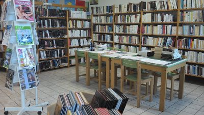 Bibliothèque de Lugrin