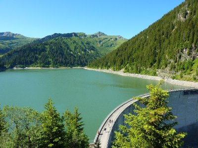 Promenade confort : Lac et barrage de Saint Guérin