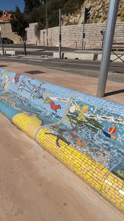 Randonnée le long de la Corniche Kennedy