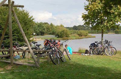 Plage Aménagée de L'étang de Buhel